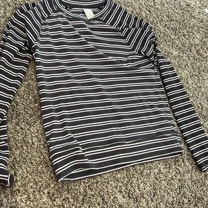 Athleta lightweight crewneck